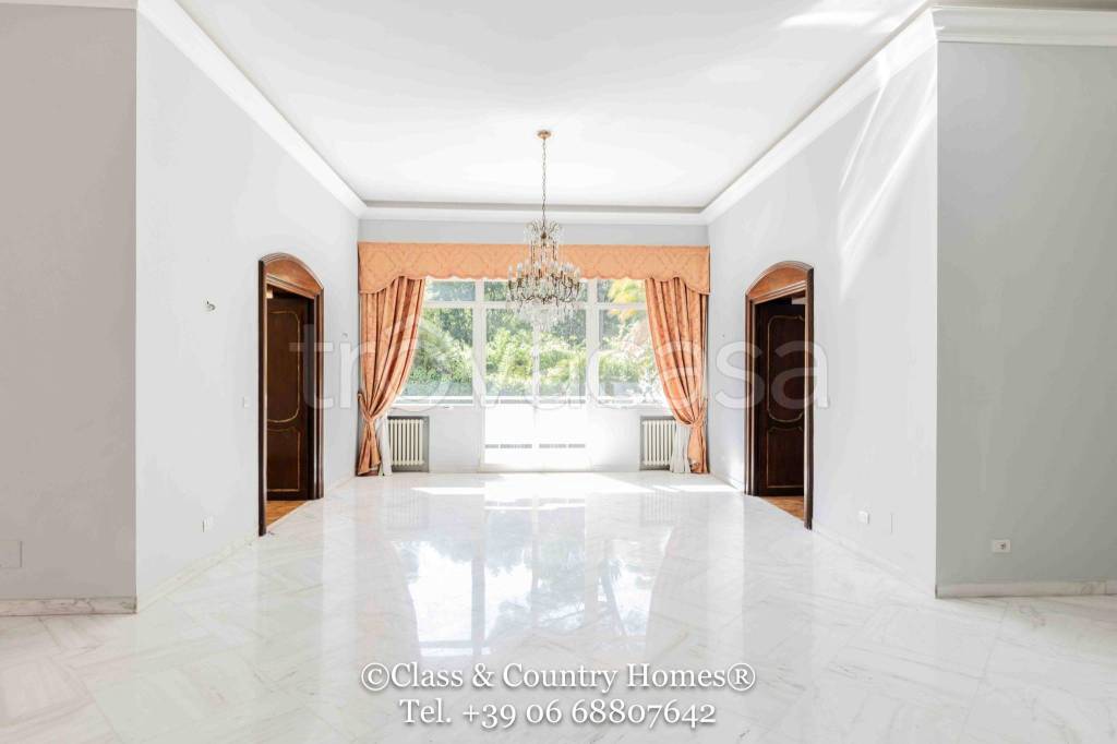 appartamento in vendita a Roma in zona Rione di Ponte