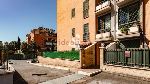 appartamento in vendita a Roma in zona Magliana Vecchia