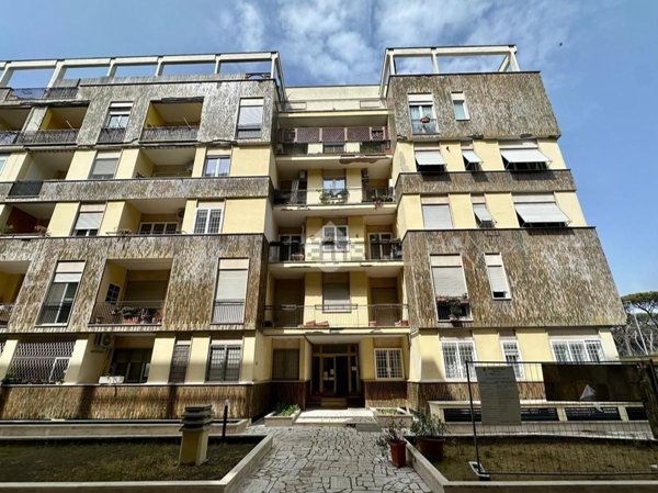 appartamento in vendita a Roma in zona Ostia