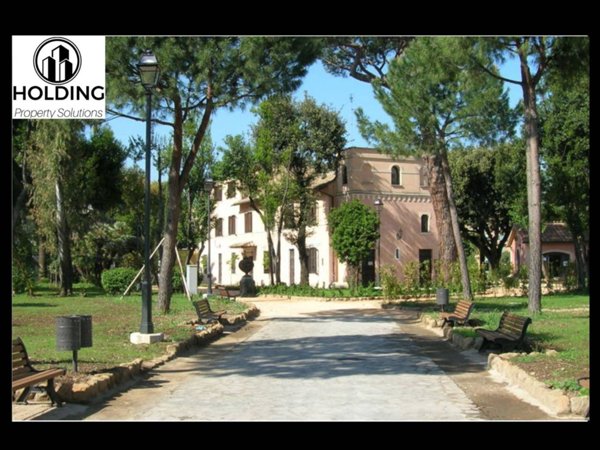 appartamento in vendita a Roma in zona Tuscolano