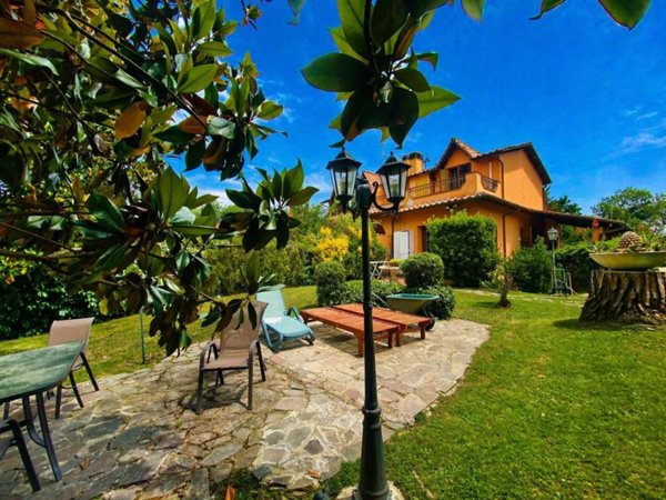 casa indipendente in vendita a Roma in zona Olgiata