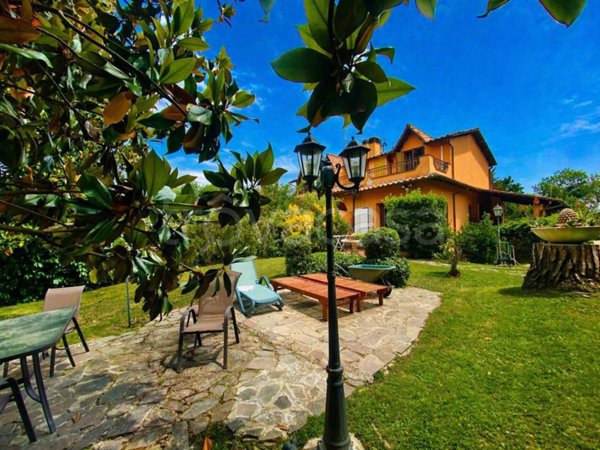 casa indipendente in vendita a Roma in zona Olgiata