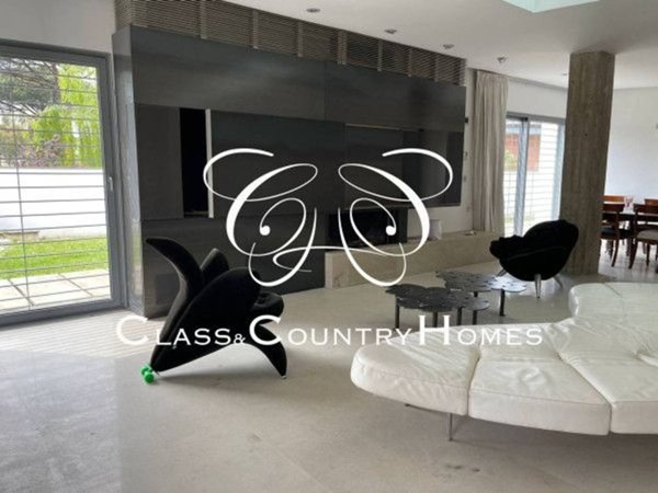 casa indipendente in vendita a Roma in zona Rione di Ponte