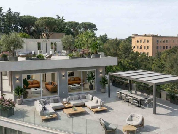 appartamento in vendita a Roma in zona Della Vittoria