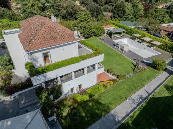 casa indipendente in vendita a Roma in zona Della Vittoria