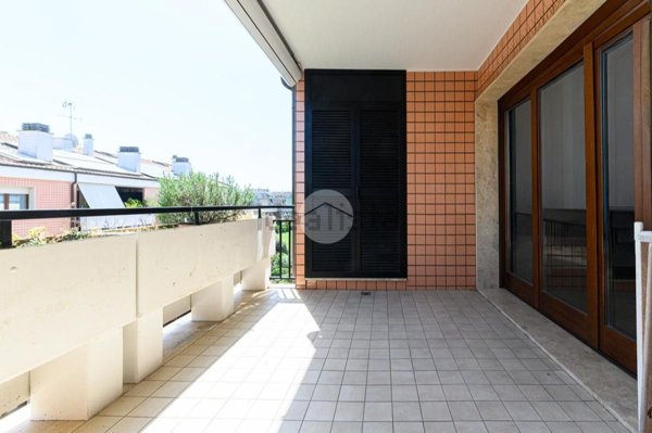 appartamento in vendita a Roma in zona Corviale