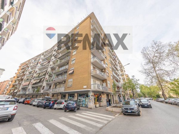 appartamento in vendita a Roma in zona Don Bosco
