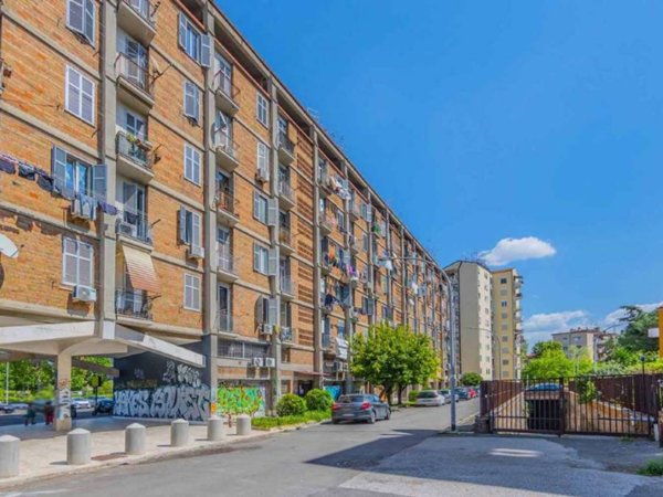 appartamento in vendita a Roma in zona Cinecittà