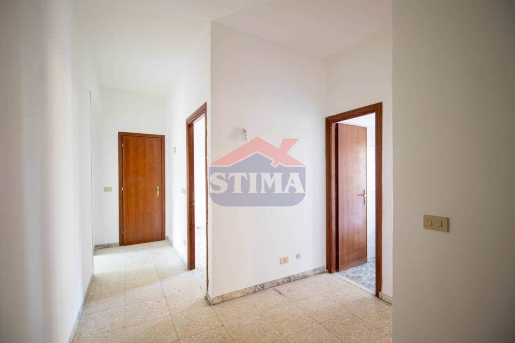appartamento in vendita a Roma in zona Prenestino-Labicano