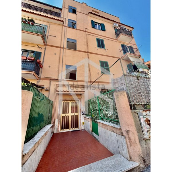 appartamento in vendita a Roma in zona Torre Maura