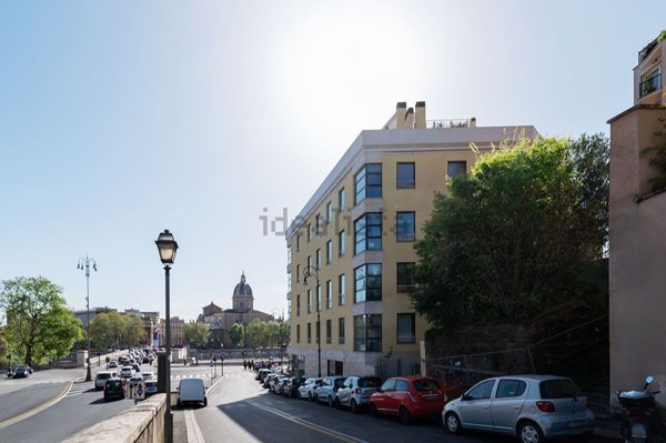appartamento in vendita a Roma in zona Trastevere