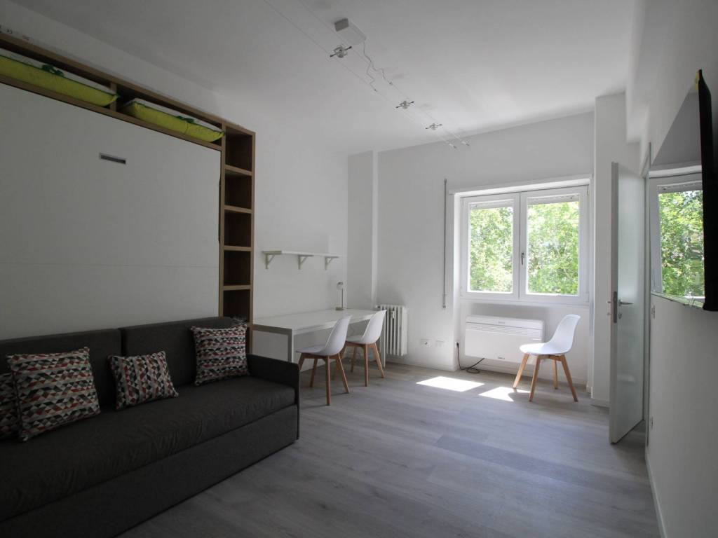 appartamento in vendita a Roma in zona Don Bosco