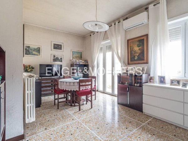 appartamento in vendita a Roma in zona Appio Claudio