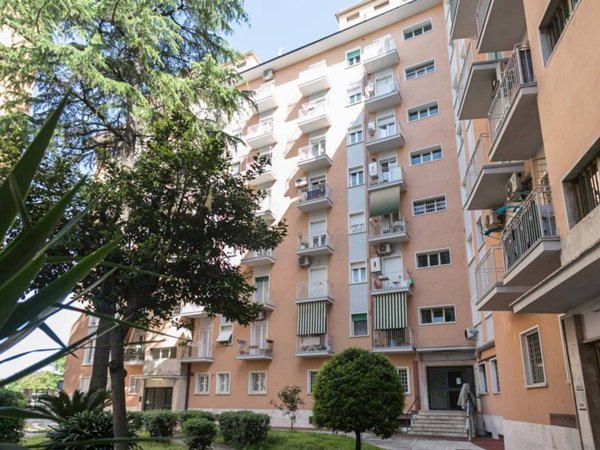 appartamento in vendita a Roma in zona Cinecittà