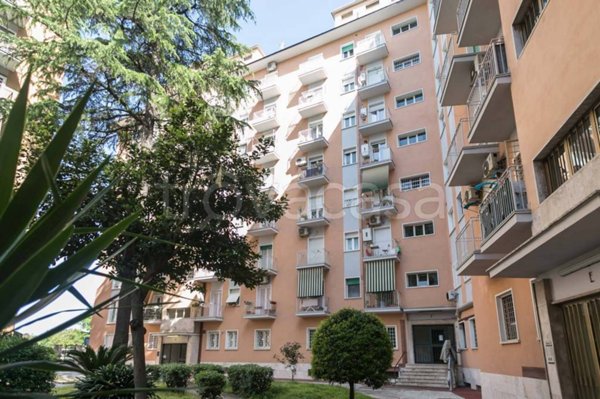 appartamento in vendita a Roma in zona Cinecittà