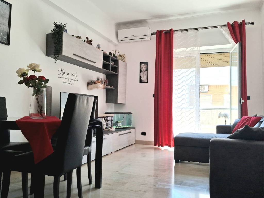 appartamento in vendita a Roma in zona Portuense