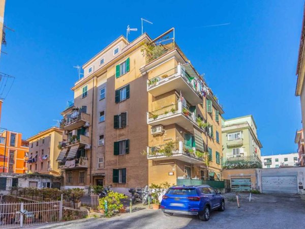 appartamento in vendita a Roma in zona Prenestino-Centocelle