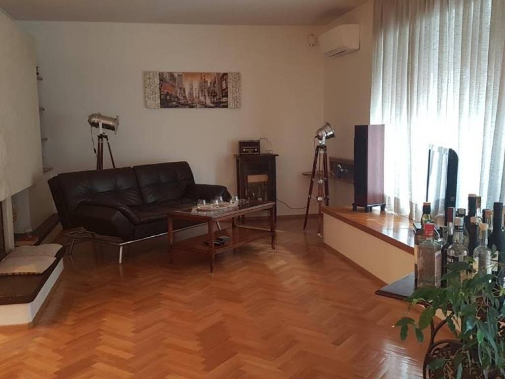 appartamento in vendita a Roma in zona Tor di Quinto