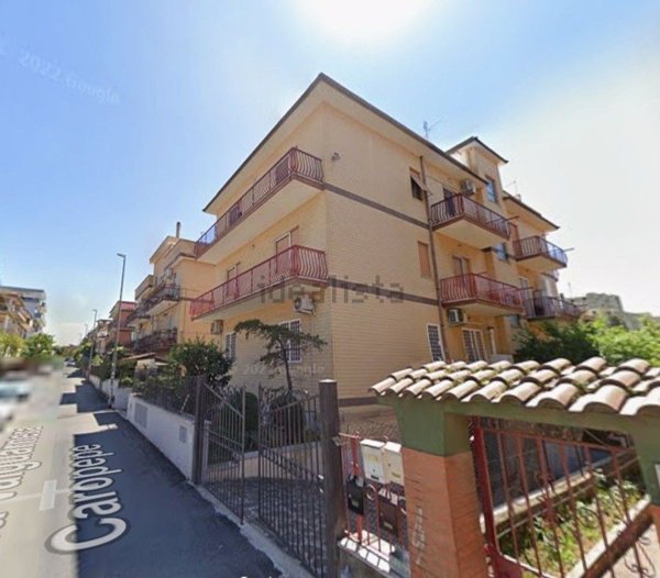 appartamento in vendita a Roma in zona Tor Bella Monaca