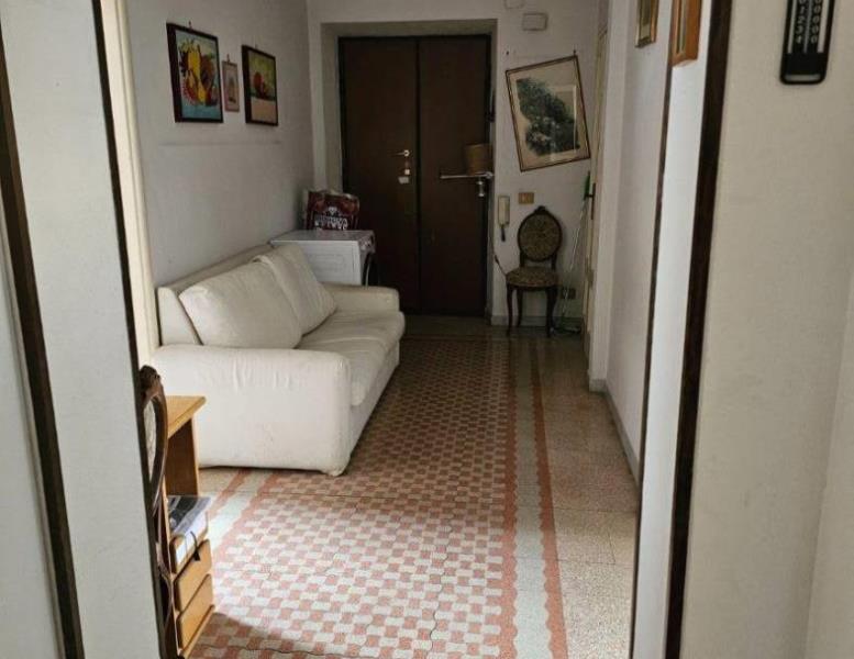 appartamento in vendita a Roma in zona Appio Latino