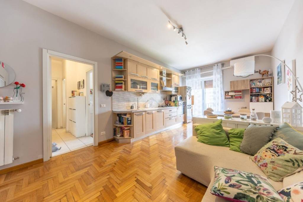 appartamento in vendita a Roma in zona Portuense