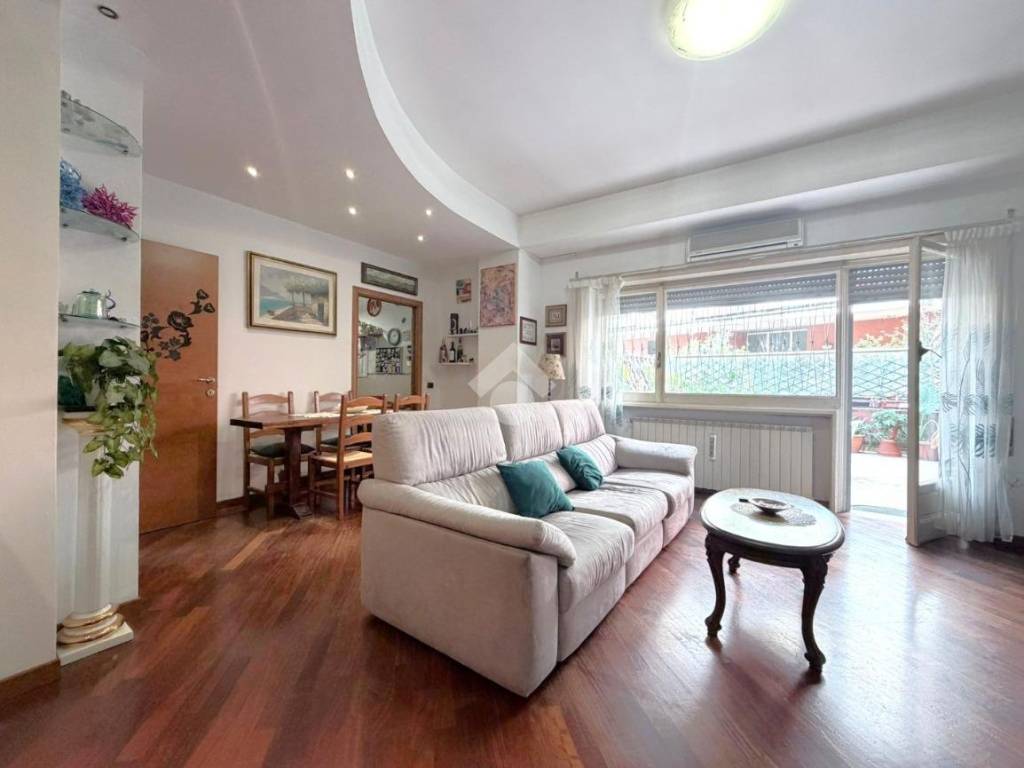 appartamento in vendita a Roma in zona Monte Sacro/Talenti