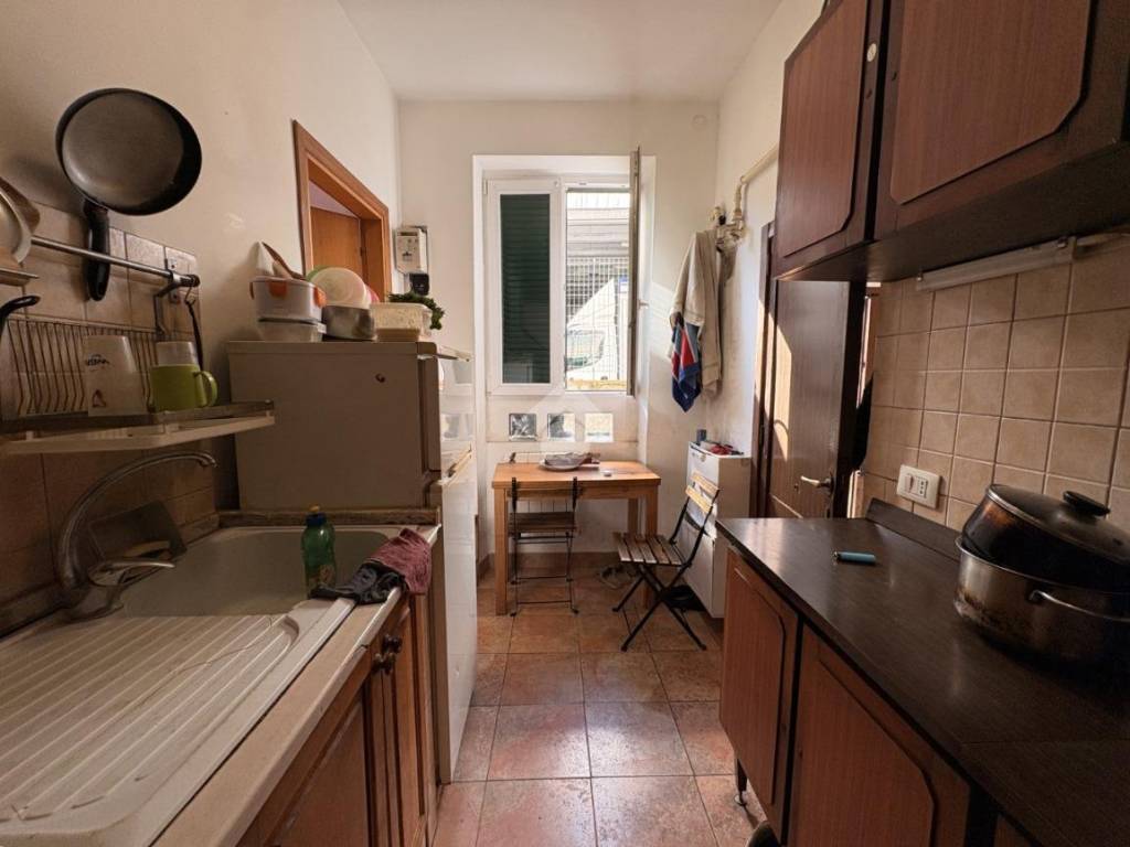 appartamento in vendita a Roma in zona Prenestino-Labicano