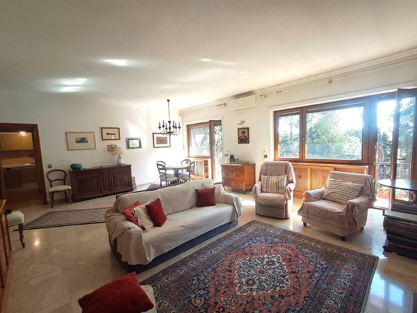 appartamento in vendita a Roma in zona Ardeatino