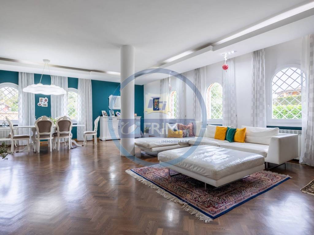 casa indipendente in vendita a Roma in zona Axa