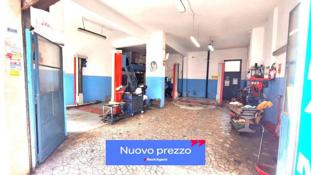 negozio in vendita a Roma in zona Ardeatino