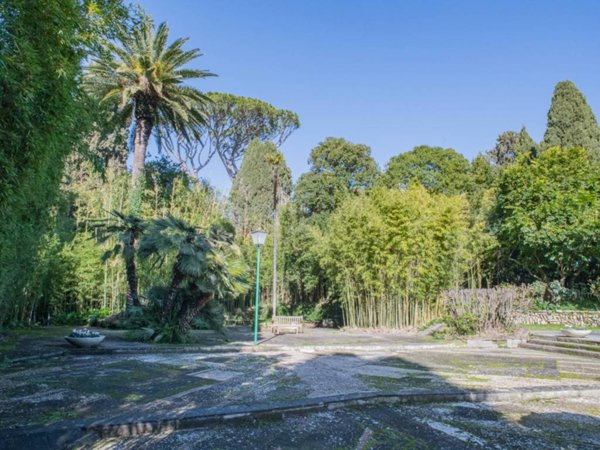 appartamento in vendita a Roma in zona Della Vittoria