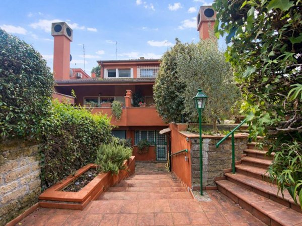 casa indipendente in vendita a Roma in zona Olgiata
