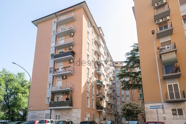 appartamento in vendita a Roma in zona Don Bosco