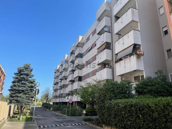 appartamento in vendita a Roma in zona Ostia