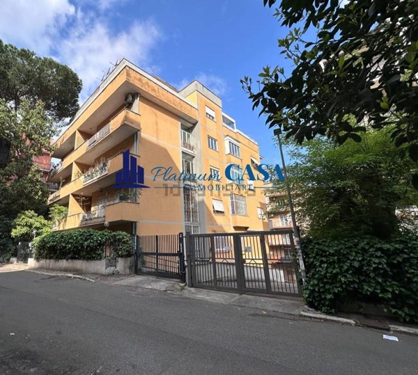 appartamento in vendita a Roma in zona Tor di Quinto