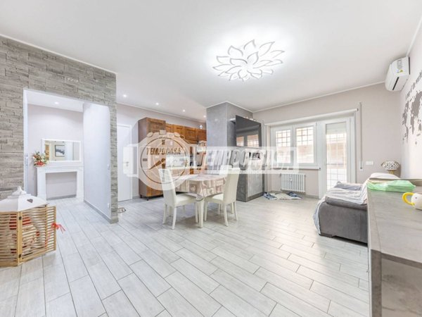 appartamento in vendita a Roma in zona Don Bosco