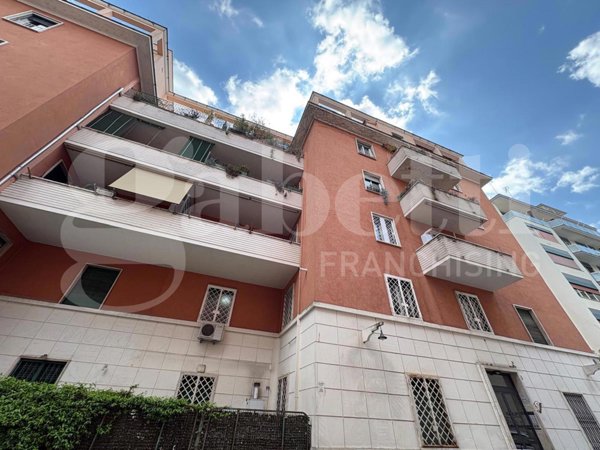 appartamento in vendita a Roma in zona Trieste