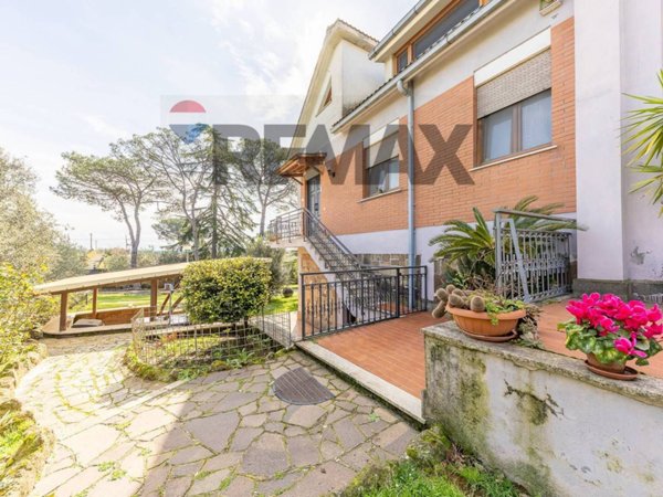 casa indipendente in vendita a Roma in zona Marcigliana