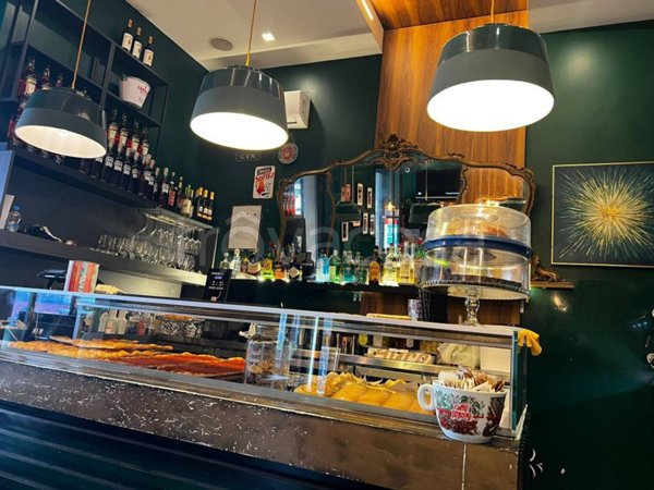 negozio in vendita a Roma in zona Primavalle