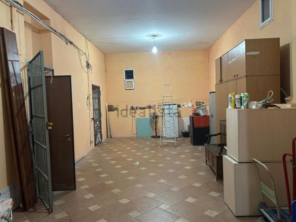locale commerciale in vendita a Roma in zona Prenestino-Labicano