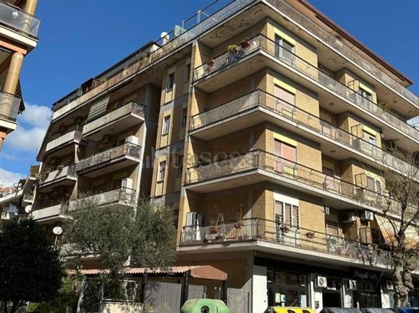 appartamento in vendita a Roma in zona Prenestino-Centocelle