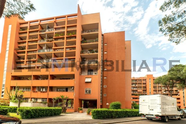 appartamento in vendita a Roma in zona Ardeatino