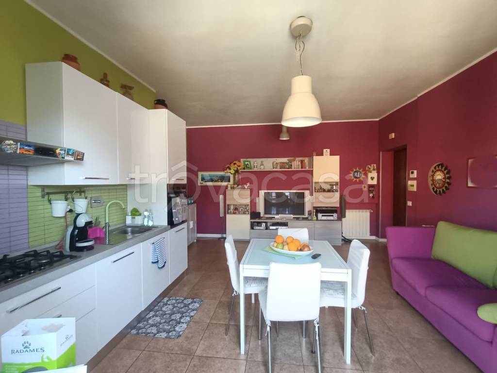 appartamento in vendita a Roma in zona Giuliano Dalmata