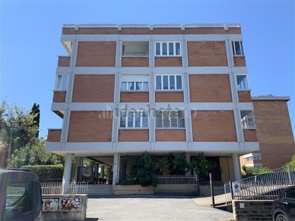 appartamento in vendita a Roma in zona Spinaceto