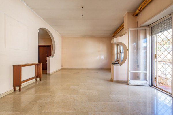 appartamento in vendita a Roma in zona Ardeatino