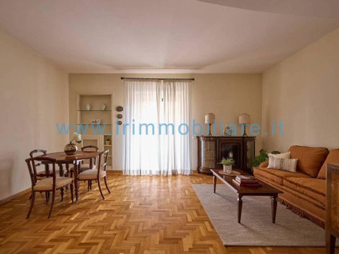 appartamento in vendita a Roma in zona Ostiense