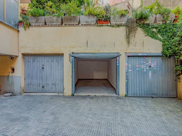 locale di sgombero in vendita a Roma in zona Gianicolense