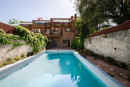 casa indipendente in vendita a Roma in zona EUR