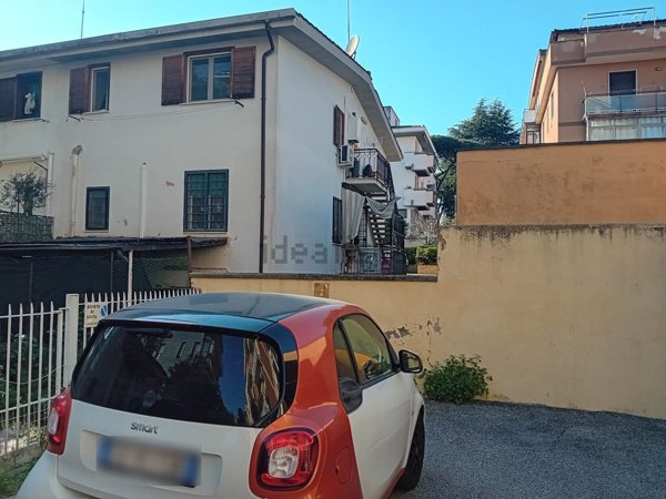 appartamento in vendita a Roma in zona Tor di Quinto