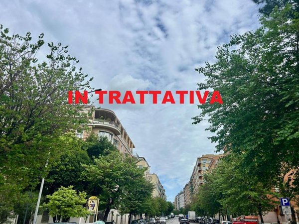 appartamento in vendita a Roma in zona Appio Latino